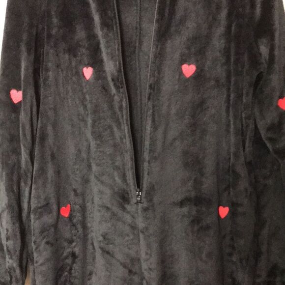 VS PINK Teddy One piece pjs Black w/Red Hearts cozy fall limited edition warm - Picture 6 of 12